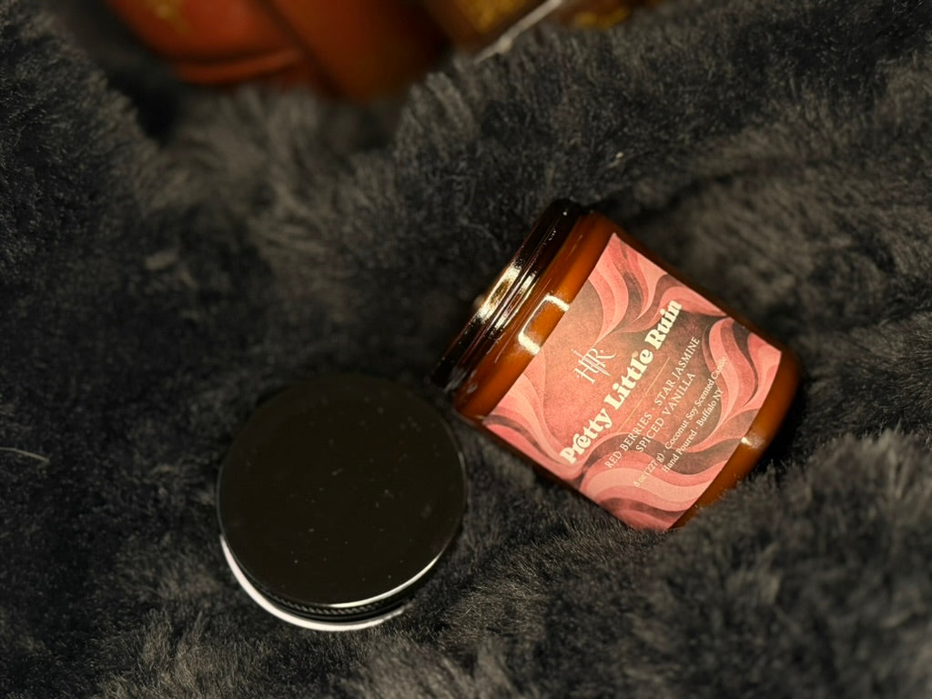 Pretty Little Ruin | Scented Candle