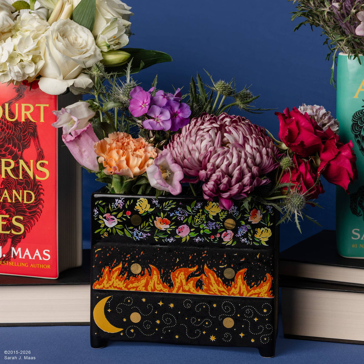 Feyre's Dresser Vase | ACOTAR